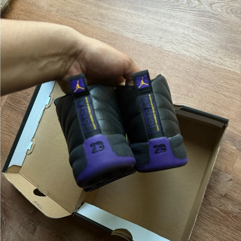 Nike youth high